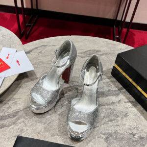 Maison Christian Louboutin Dashuitai sandals Open your toes Elegantly exposing the feet Color: Silver