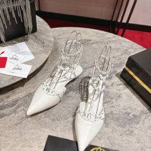 Christian Louboutin Riveted flat sandals Bombina Spikes Color: White