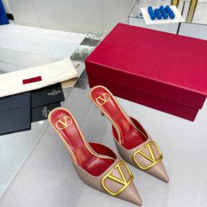 Valentino Brand new cowhide half drag version V-buckle classic sandals High heels 7.5cm