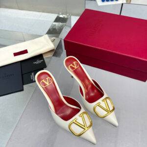 Valentino Brand new cowhide half drag version V-buckle classic sandals High heels 7.5cm